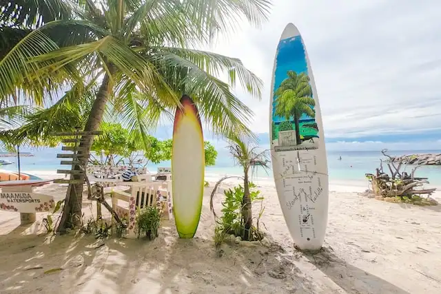 Maldives Surf
