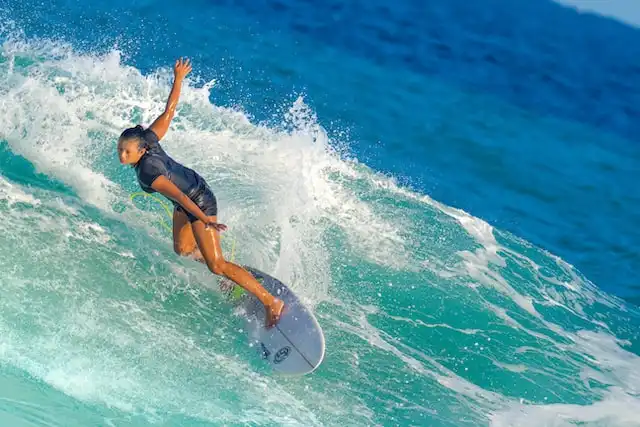 maldives surfing Wave Sultans