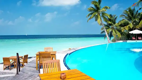 Filitheyo Island Resort Maldives Pool Faafu Atoll