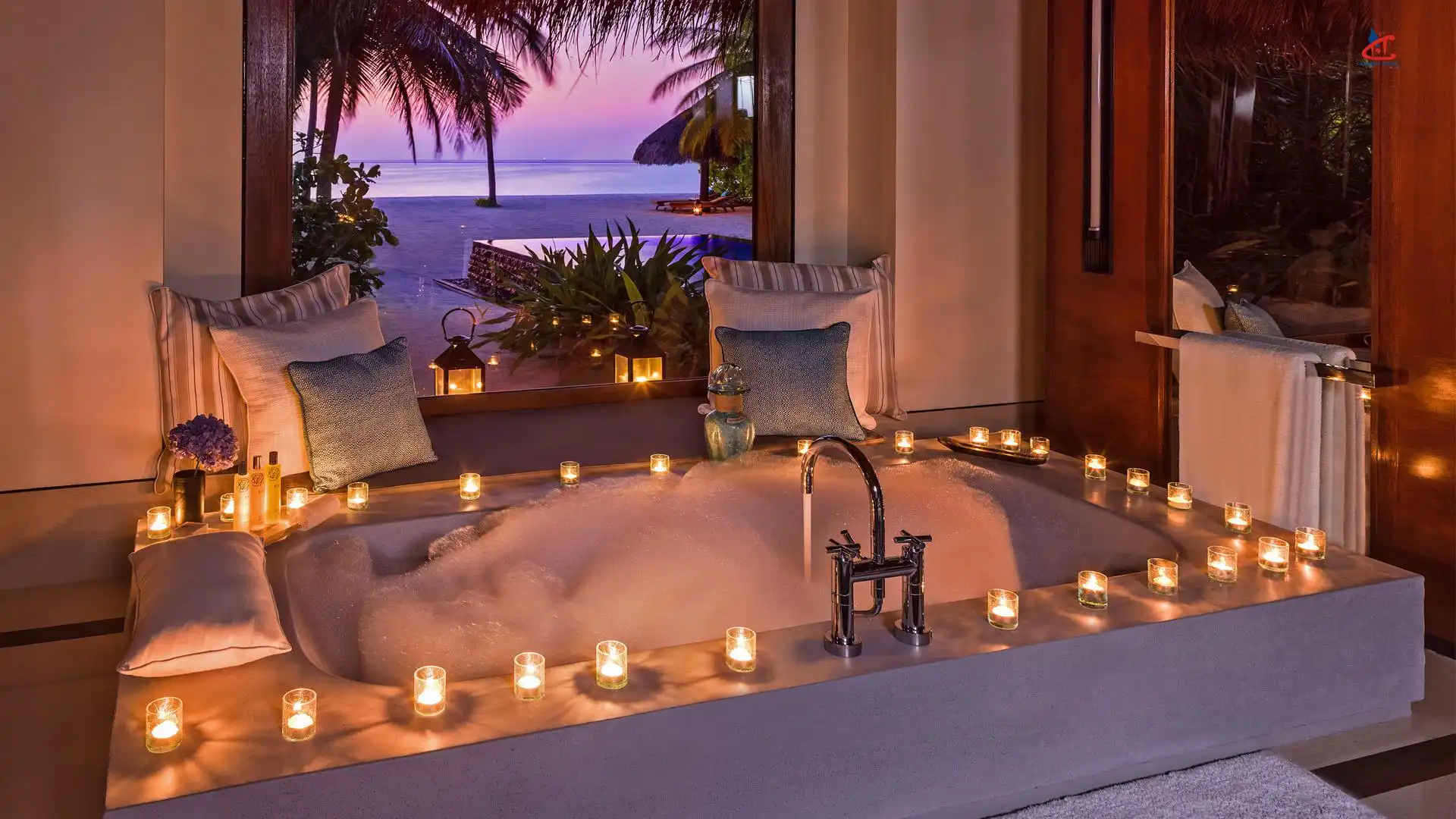 One and Only Reethi Rah Beach Pool Villa