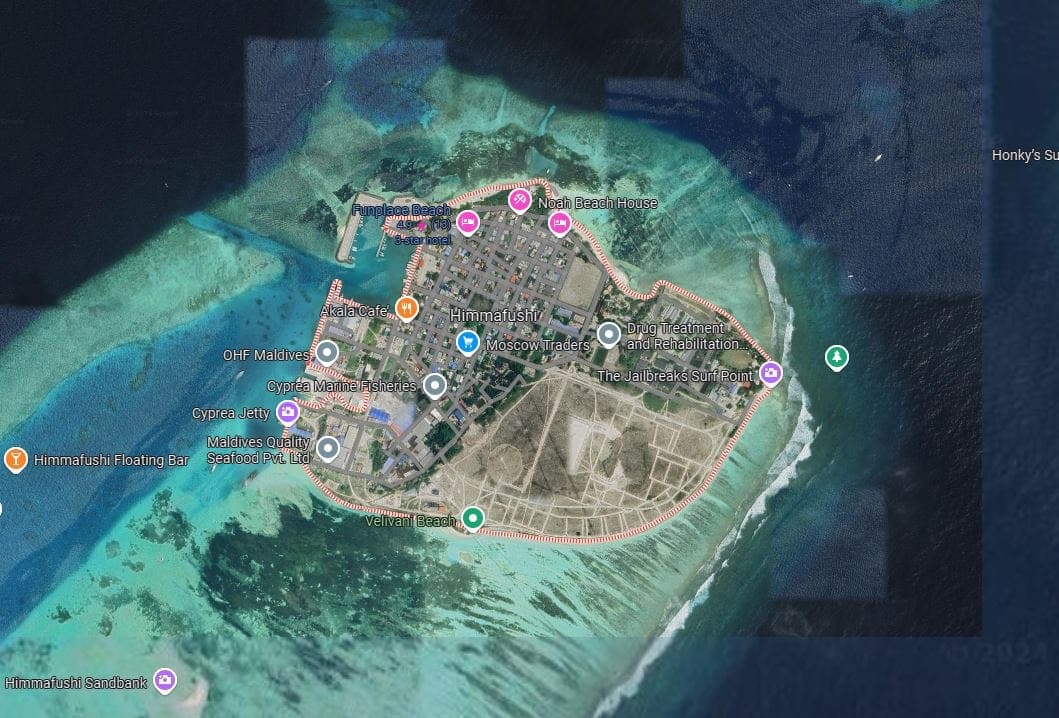 kaafu Himmafushi island